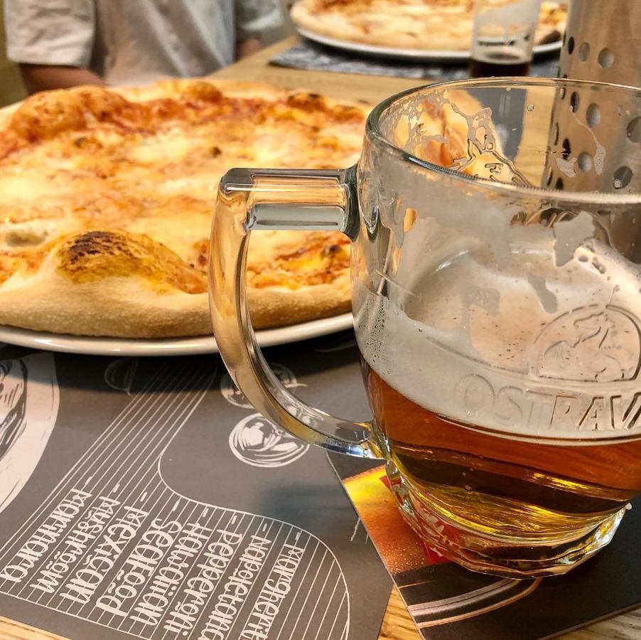 Penzion&Pizzerie U Massima Vyškov Eksteriør billede